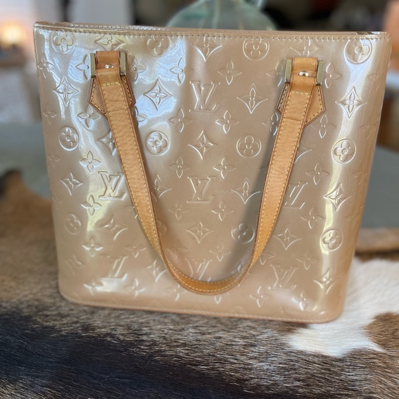 Authentic Louis Vuitton - Picture 2 of 6